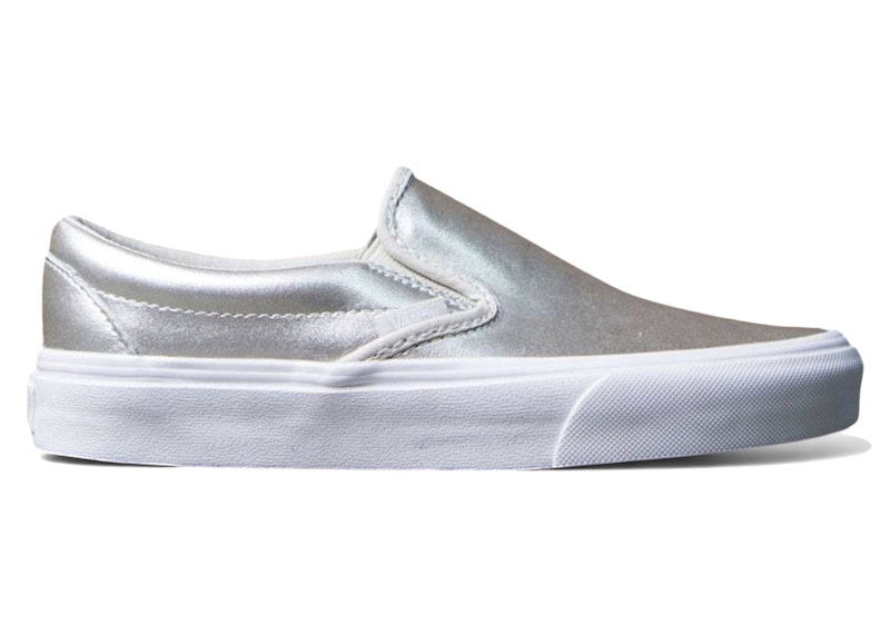 Pre-owned Vans Classic Slipon Metallic Leather (women's) Sneakers In Silver/true White