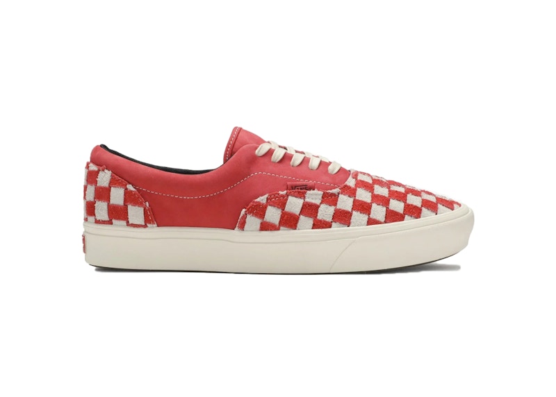 vans comfycush checkerboard era