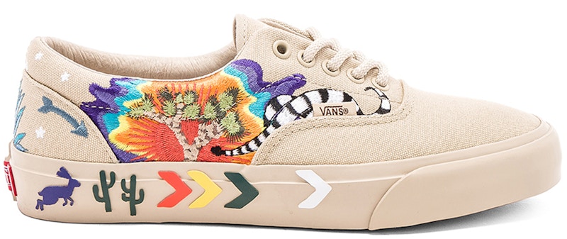 vans desert embellish black