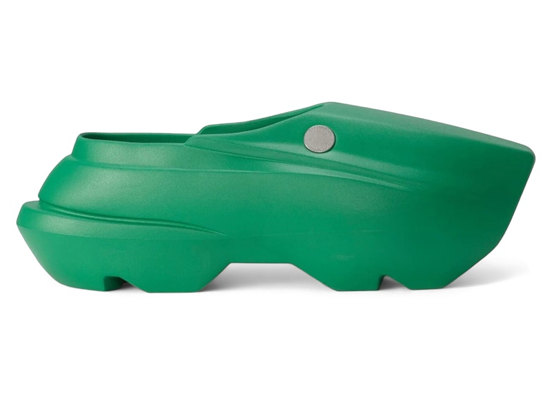 Men's Vans Future Clog S.R. Studio LA. CA. Sneakers in Green