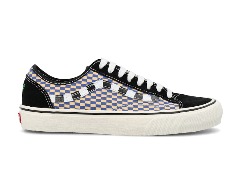 Black and cream outlet checkerboard vans