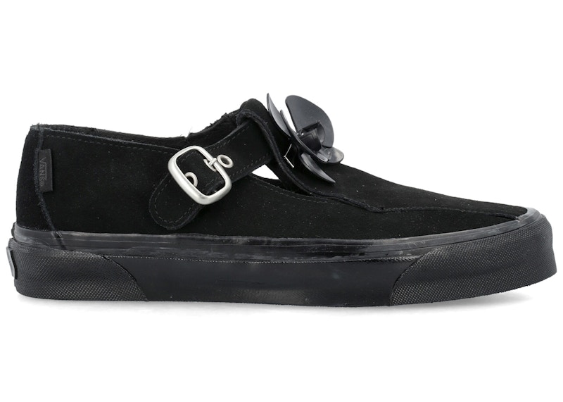 All black hot sale strap vans