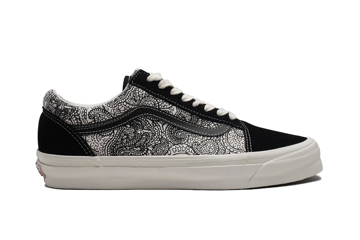 Click to view more detailed imagery on our partner's website Pre-owned Vans Vault Old Skool Black White Paisley In Dragon/black