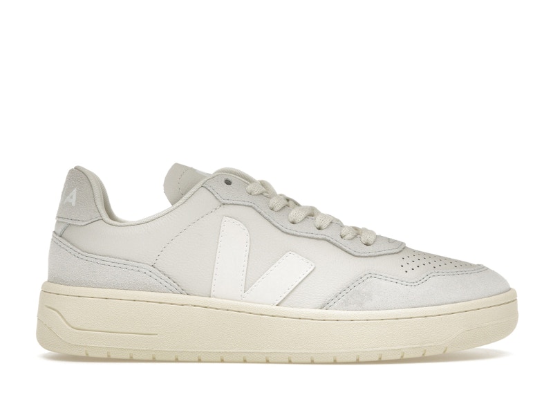 Pre-owned Veja V90 Ot Leather (women's) Sneakers In Gravel/white