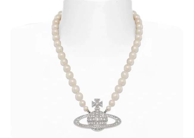 Vivienne Westwood Man. Bas Relief Pearl Necklace Platinum/Cream 