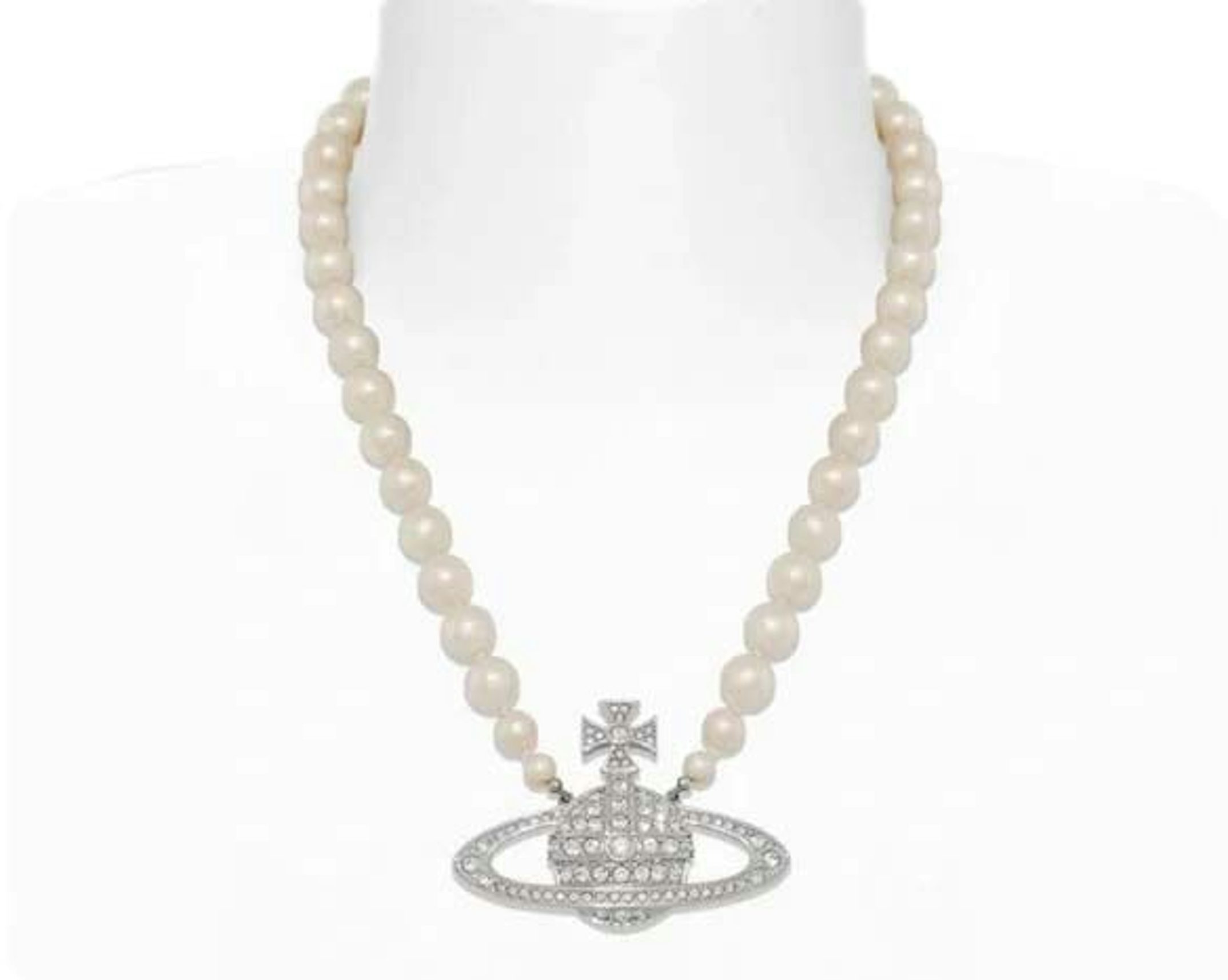 Neysa pearl choker necklace
