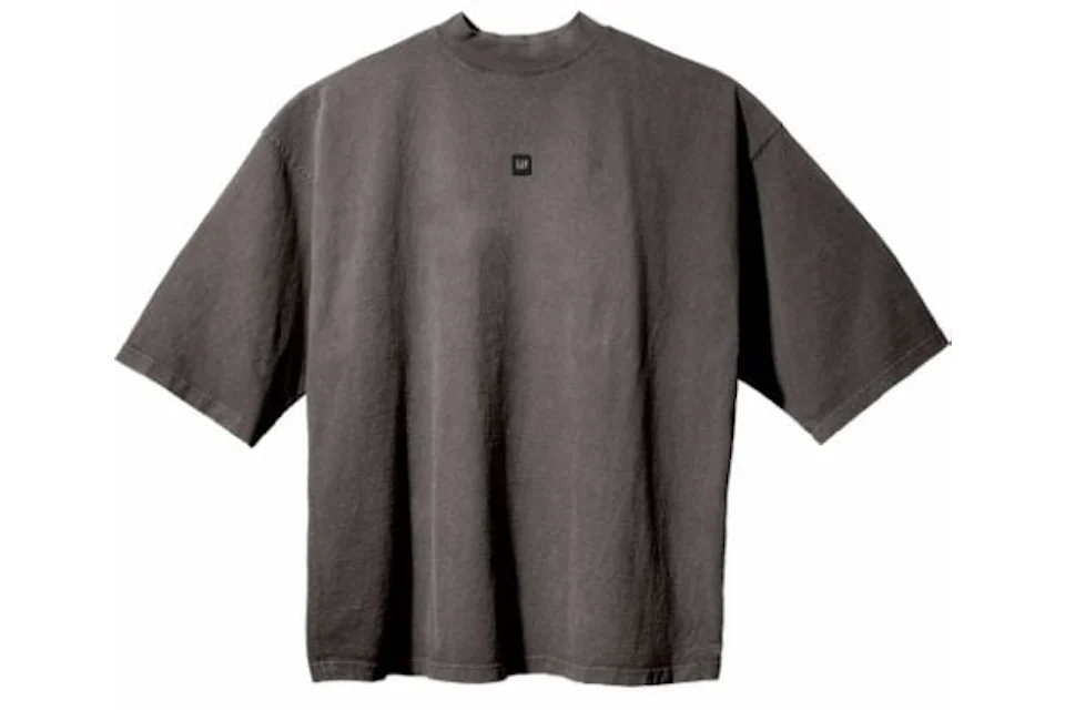 Yeezy Gap Engineered by Balenciaga Logo 3/4 Sleeve T-shirt Grey