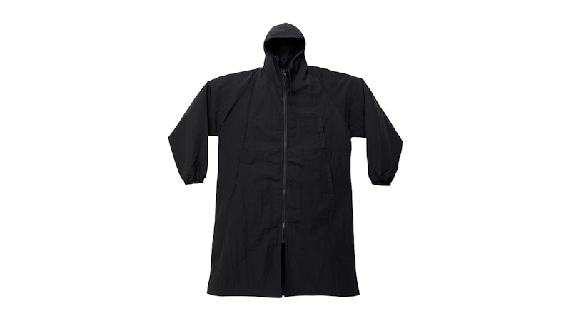 Pre-owned Yeezy Rc01 Rain Coat In Black