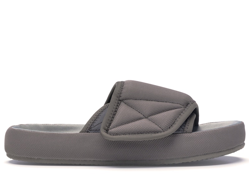 Yeezy discount nylon slippers