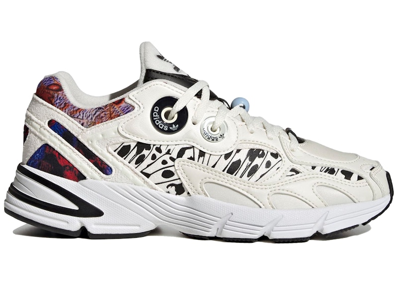 Adidas falcon print hot sale