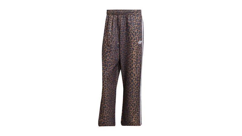 トラックパンツ・ジャージ adidas - Firebird Loose Leopard Track Pants adidas Firebird Loose Leopard Track Pants - Black | adidas