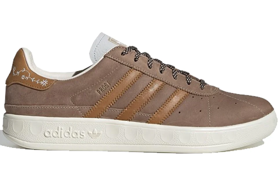 adidas Munchen Oktoberfest Clay Brown Men s EH1472 GB