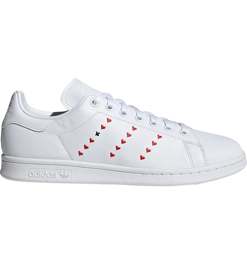 Adidas stan smith trainers white red heart clearance