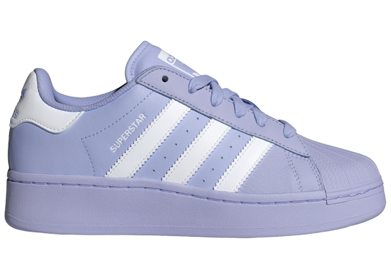 Adidas superstar blancas con violeta hotsell