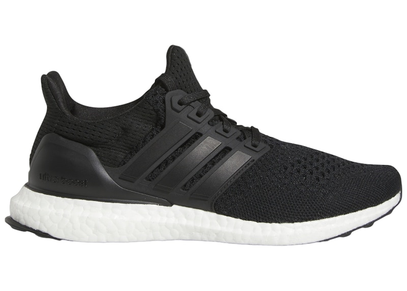 Core black ultra boost womens hotsell