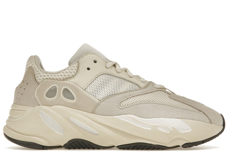 adidas Yeezy Boost 700 Analog - EG7596