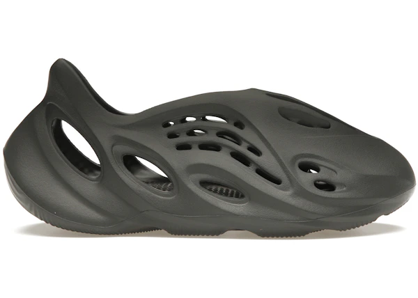 adidas Yeezy Foam RNR Clay Taupe