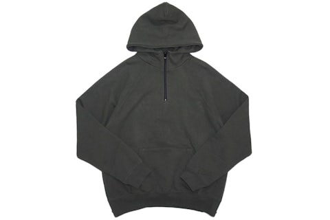 Fear of god essentials half zip sweat sale