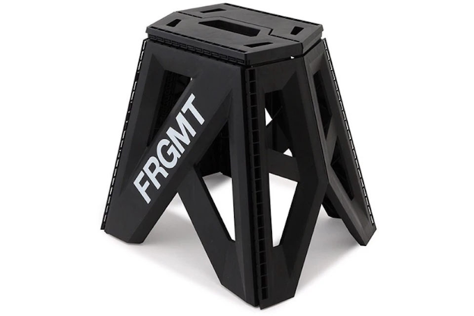 Fragment Foldable Chair (39cm)