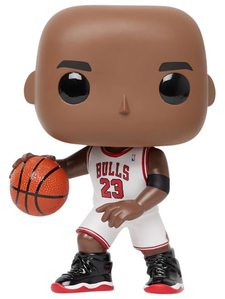 Funko Pop! Basketball Chicago Bulls Michael Jordan (White Warmup) Target  Con Exclusive Figure #84 - US